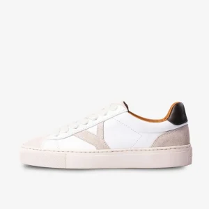 Sneaky Steve - Simona W
White
1 599 kr