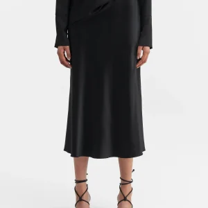 Ahlvar Hana satin silk skirt Black